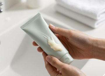 Effective Skincare Routines for Managing Acne-Prone Skin and Oil Control