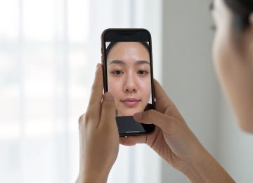 How to Track Acne Treatment Progress Using Consistent Skin Photography