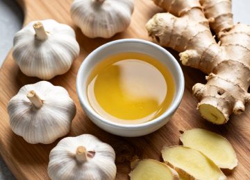 Ten Natural Ingredients for Health and Wellness: Garlic, Honey, Ginger