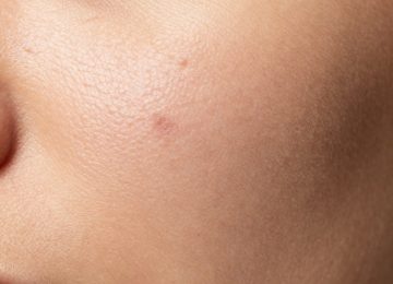 Understanding Facial Skin Texture and Pore Visibility in Macro Photography